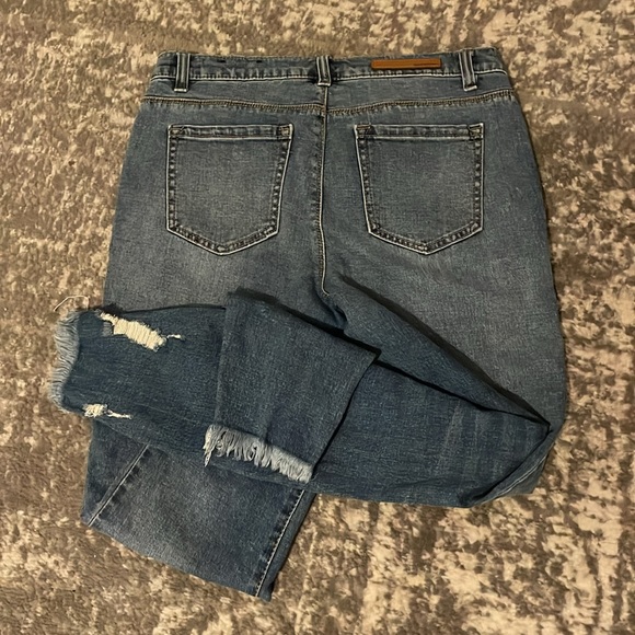 Blue Revival denim - Picture 2 of 2